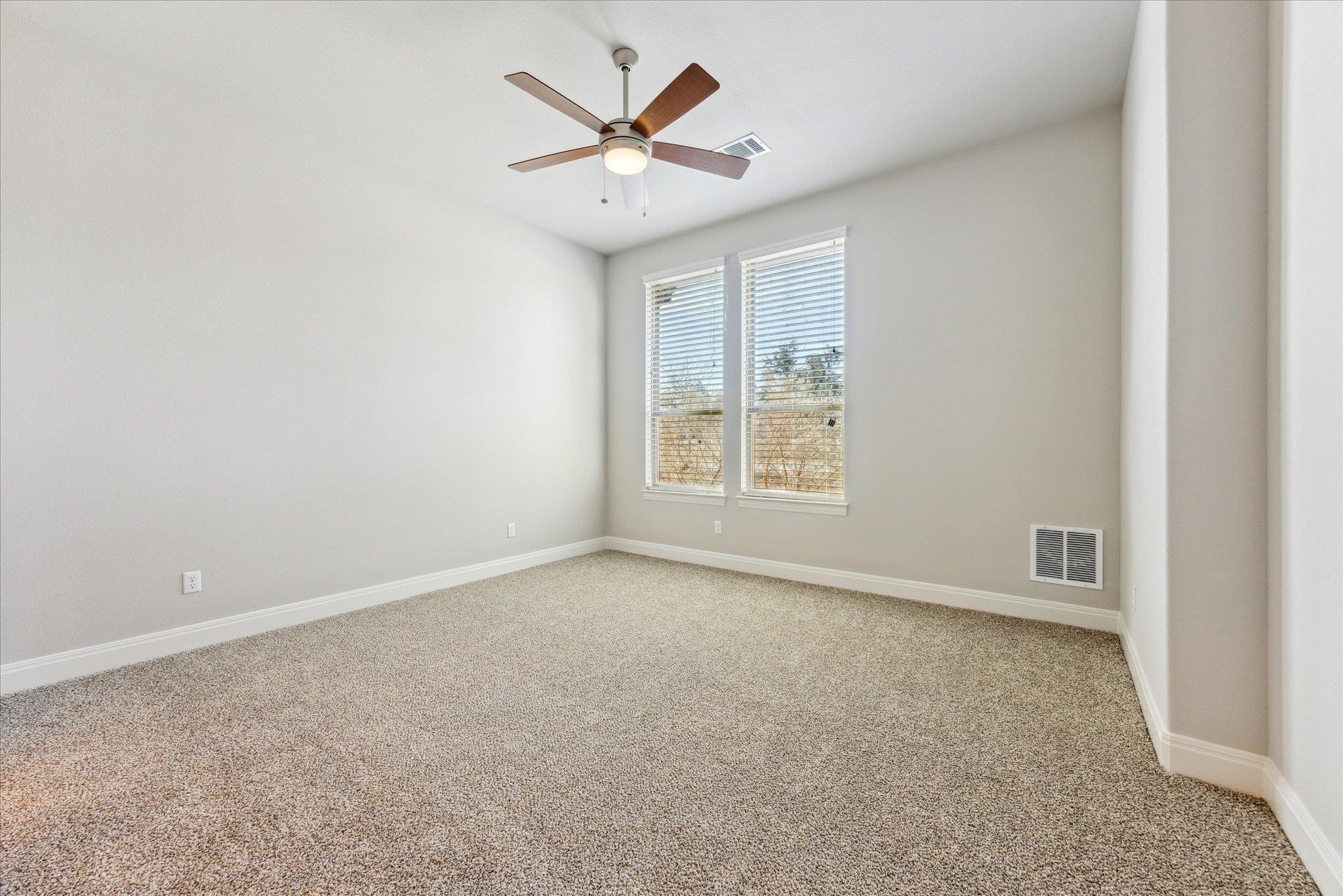 298 Premier Park Loop Property Photo 26