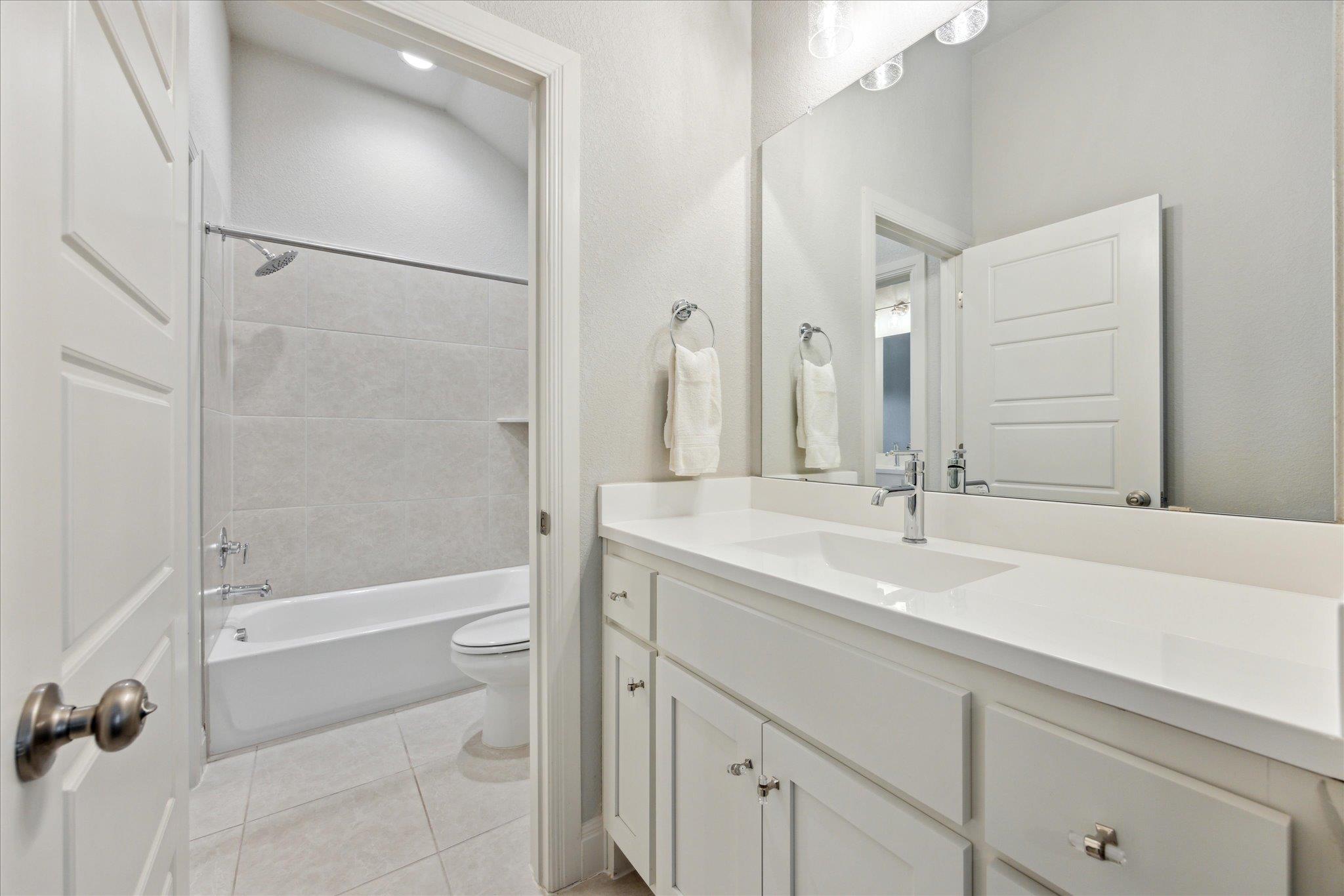 298 Premier Park Loop Property Photo 33