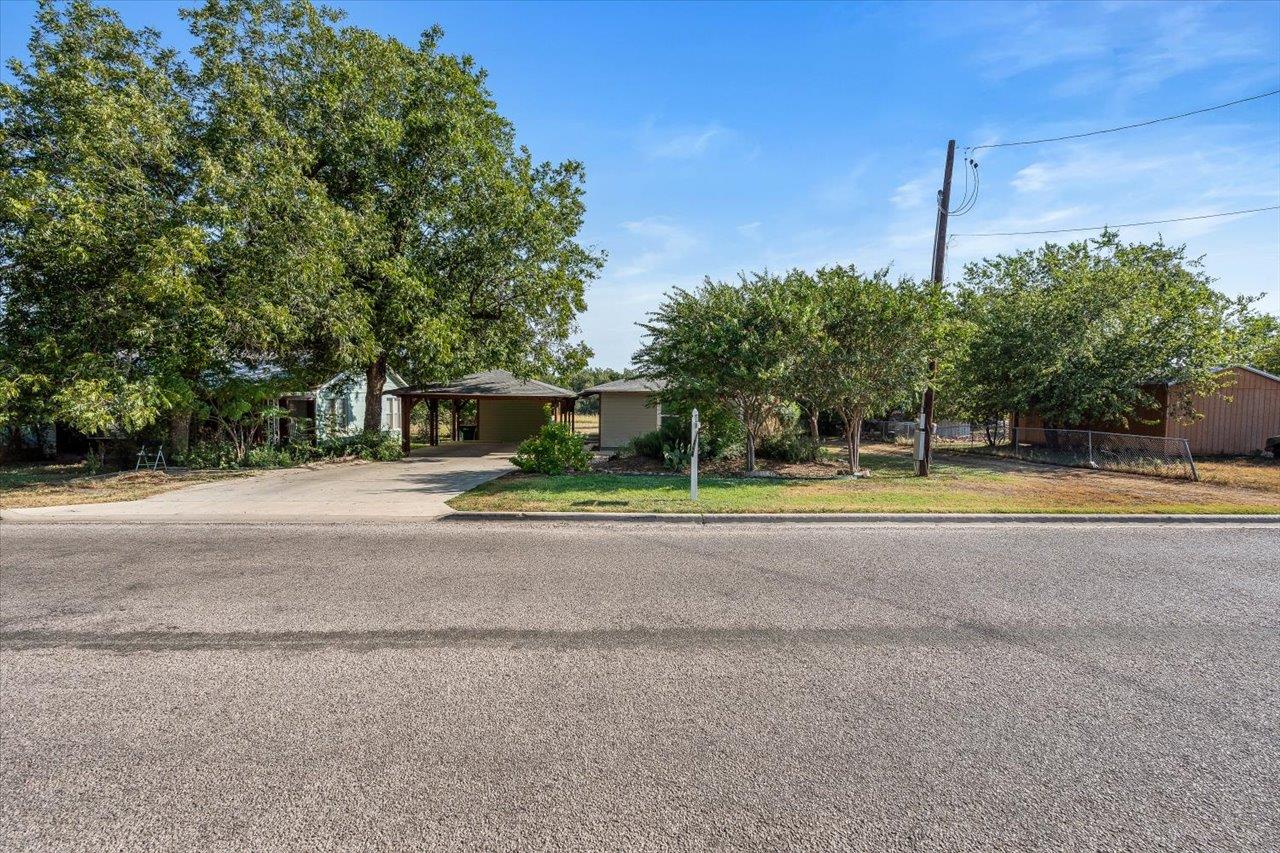 1405 Johnson St Property Photo 4