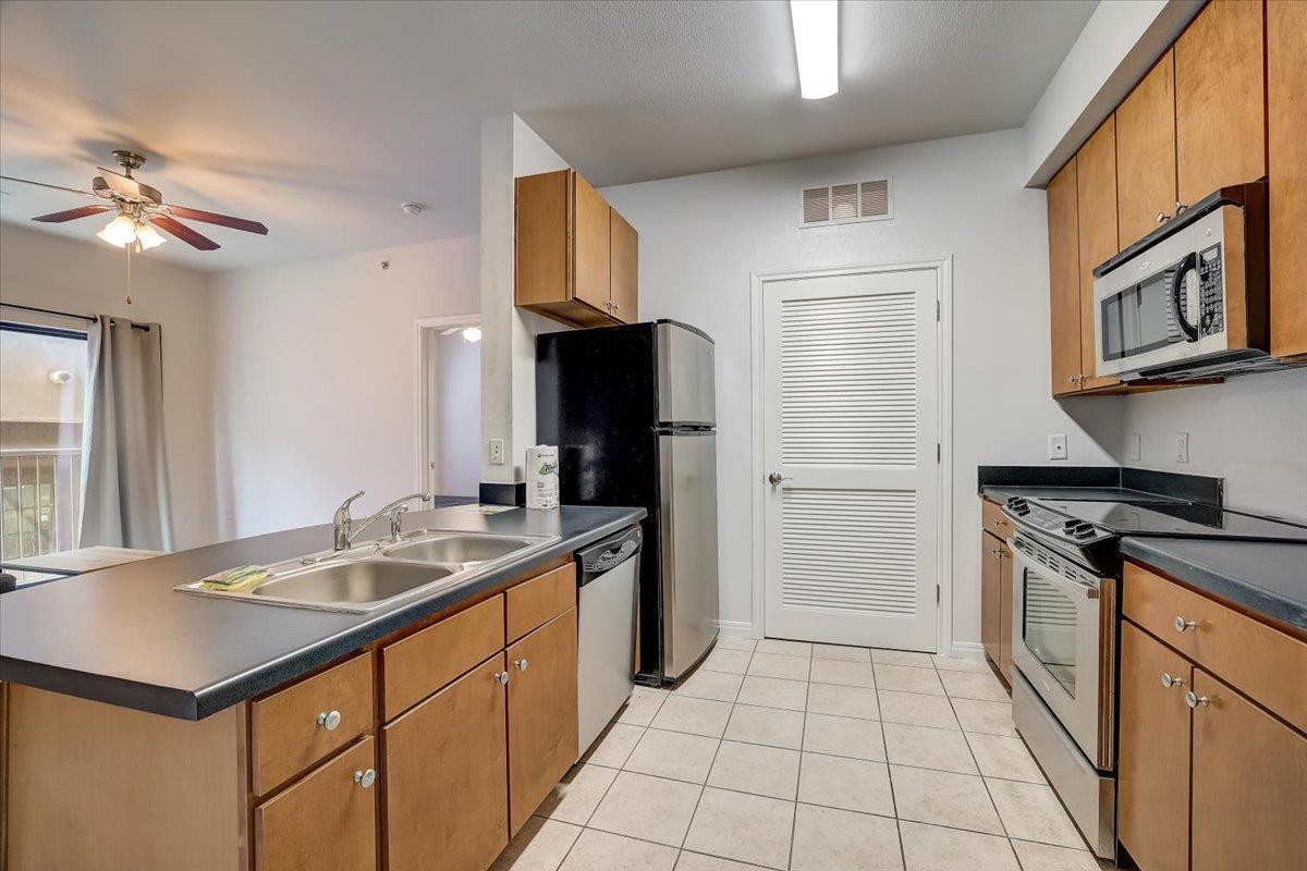 2515 Pearl None #312 Property Photo 1