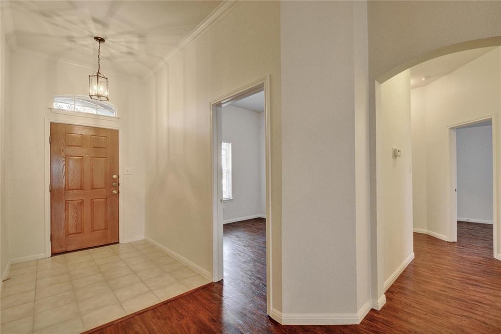 2624 Century Park Blvd Property Photo 10