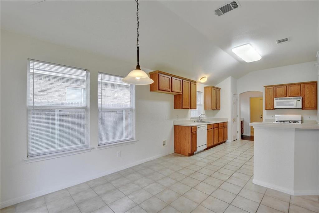 2624 Century Park Blvd Property Photo 15