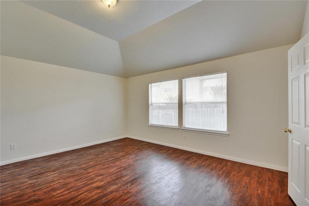 2624 Century Park Blvd Property Photo 17