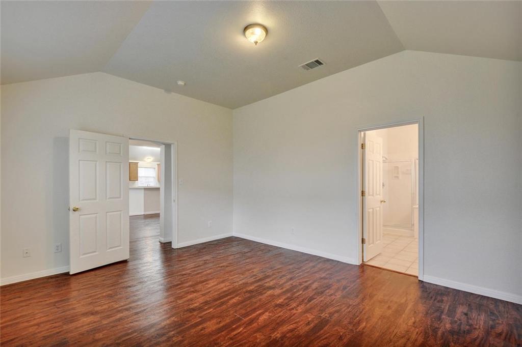 2624 Century Park Blvd Property Photo 18