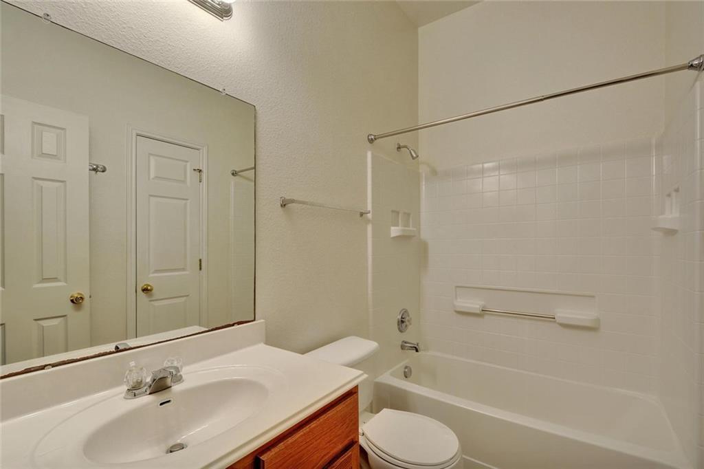 2624 Century Park Blvd Property Photo 23