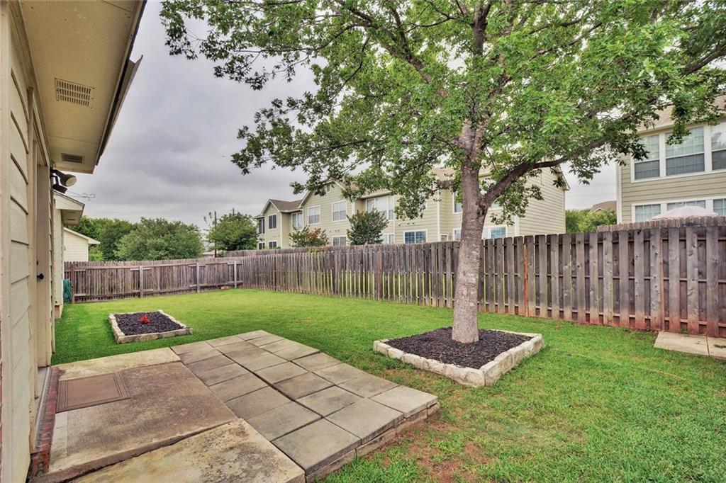 2624 Century Park Blvd Property Photo 25
