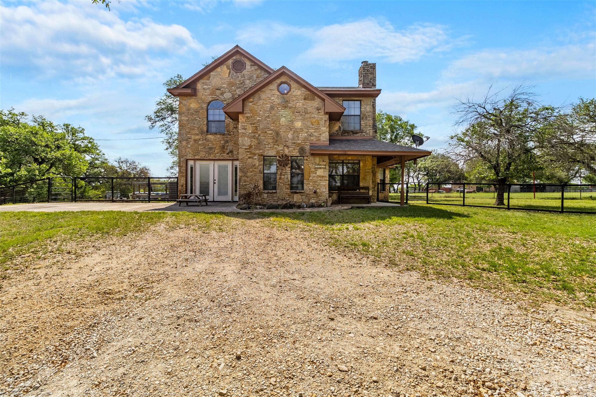 7557 Chaparral Rd Property Photo 1