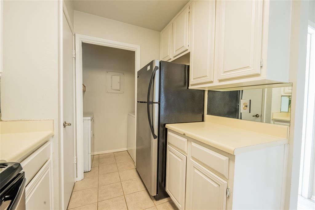 806 W 24th St #236 Property Photo 6