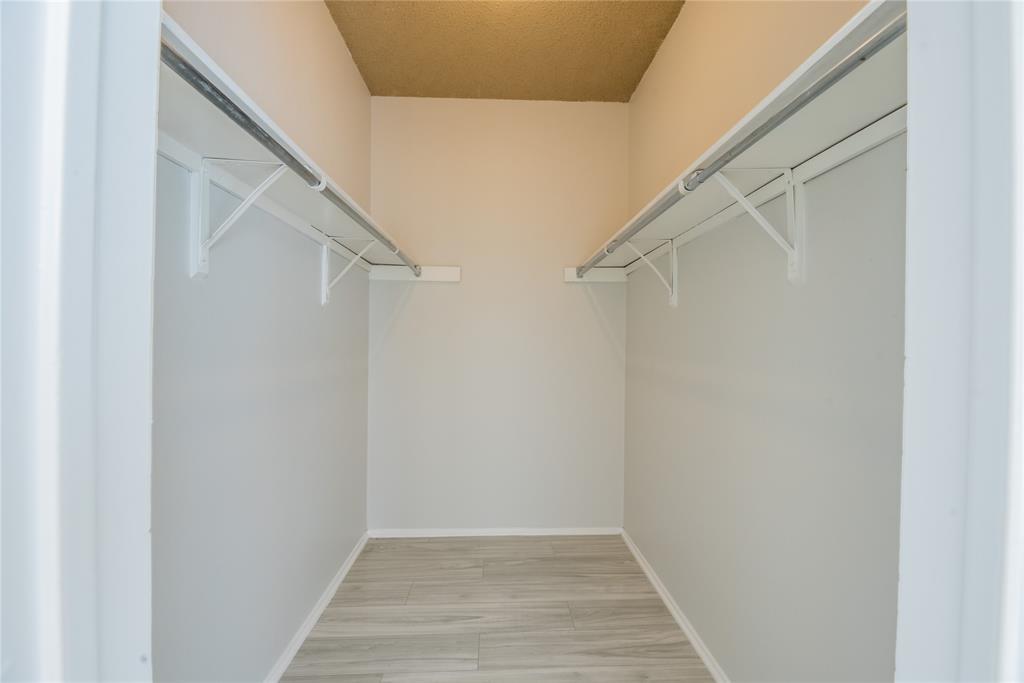 806 W 24th St #236 Property Photo 12