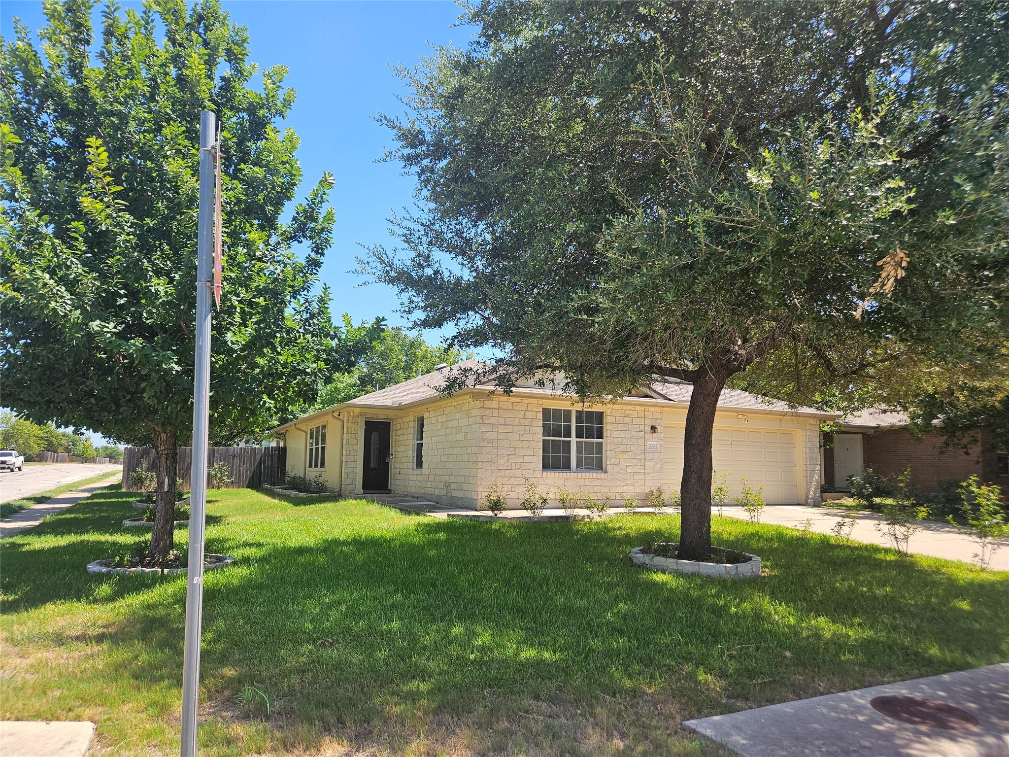 230 Rinehardt St Property Photo 2