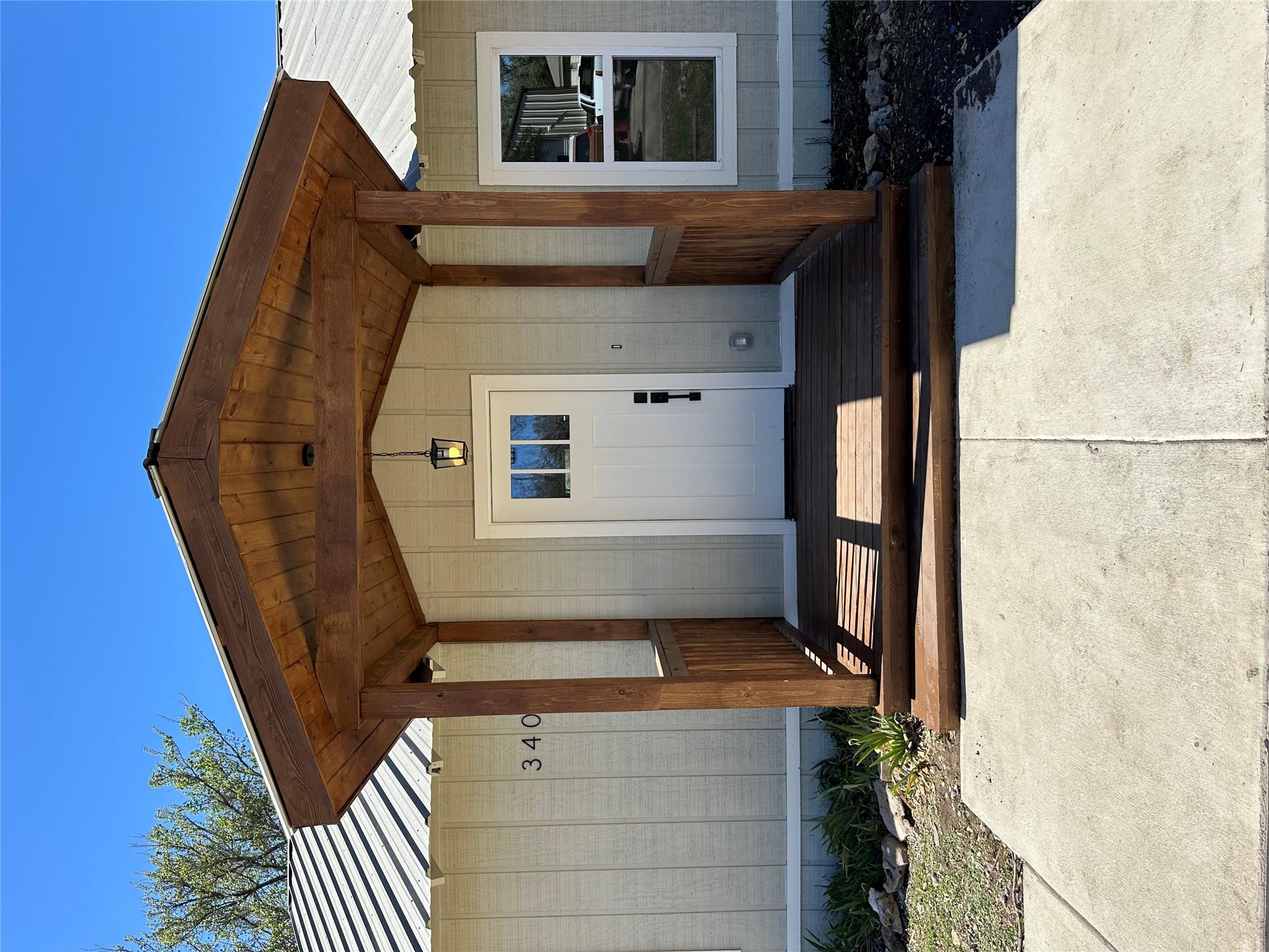 340 S Grange St Property Photo