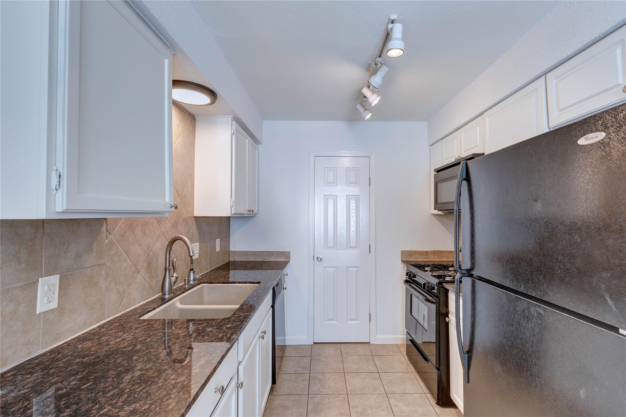 2705 Nordham Dr Property Photo 27