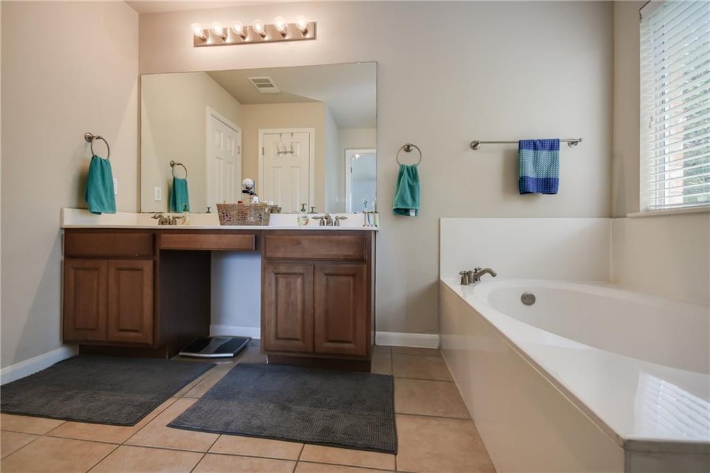 4490 Heritage Well Ln Property Photo 19