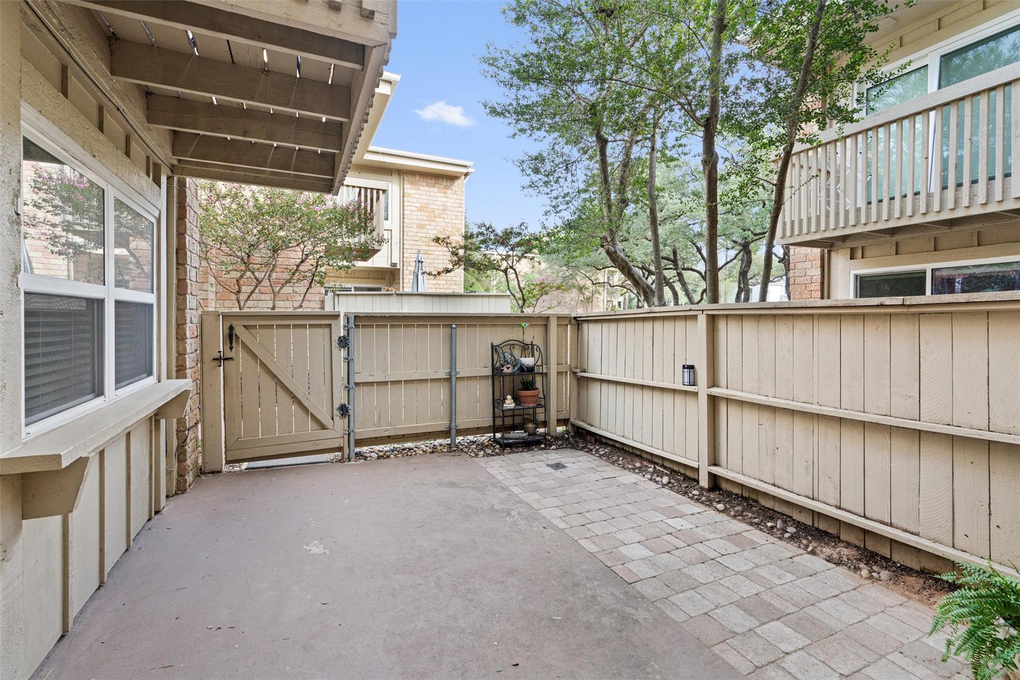 8340 Fathom Cir #404 Property Photo 6