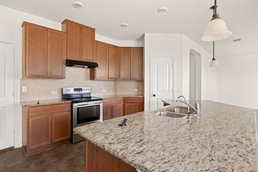 12300 Noel Bain Cv Property Photo 8