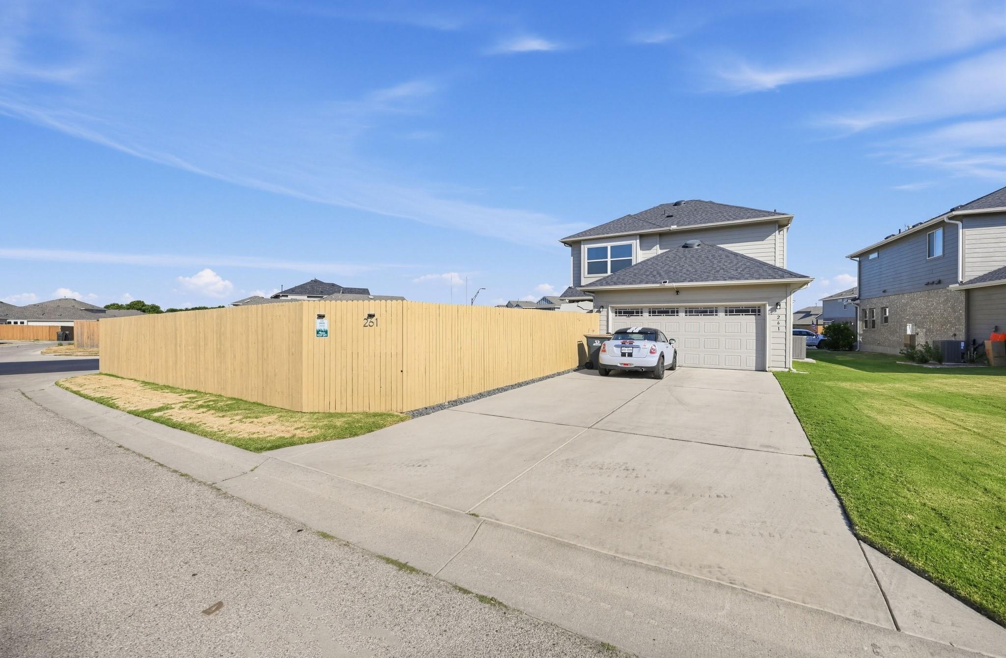 261 Arabian Colt Dr Property Photo 19