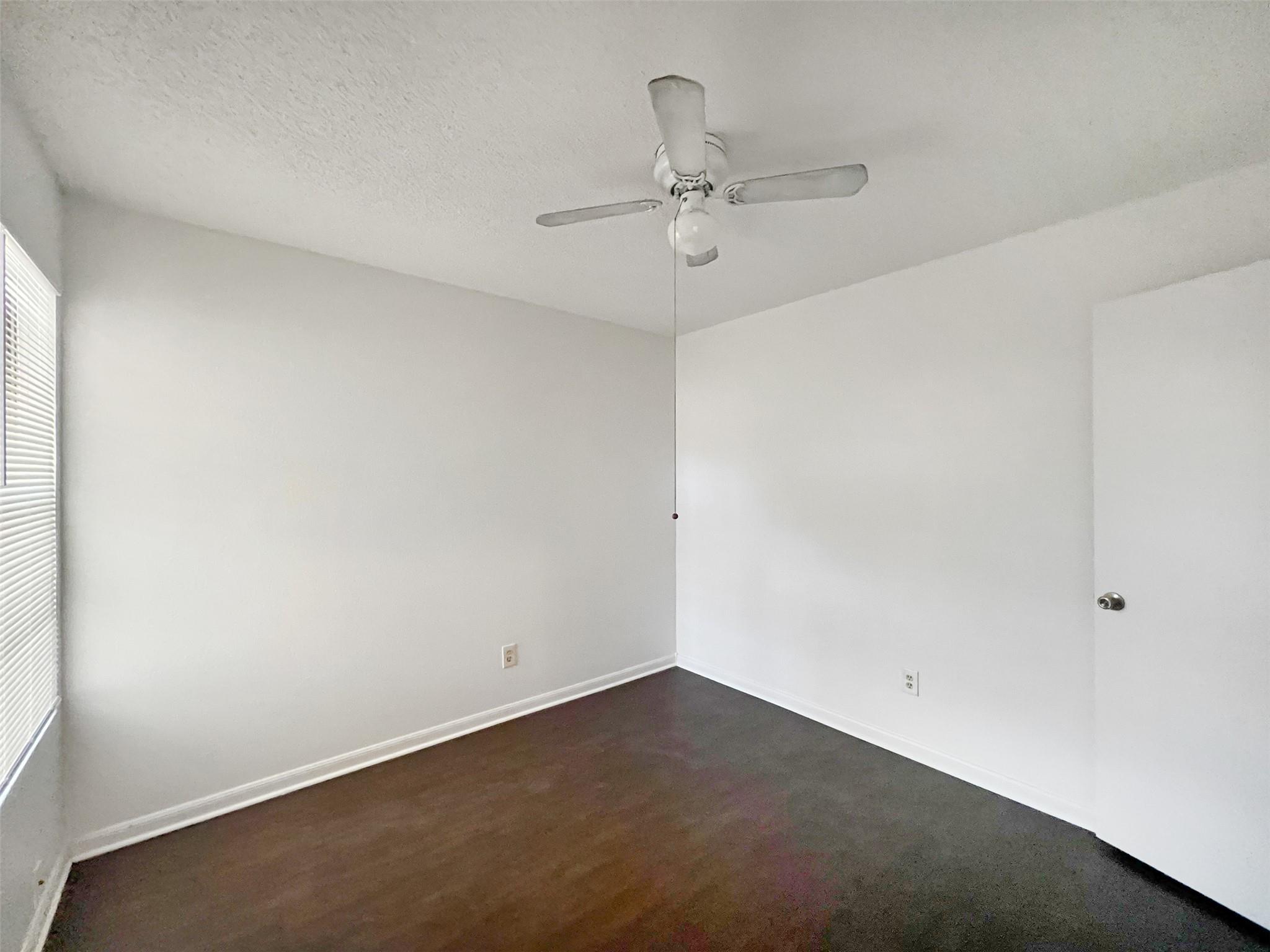 2010 Alex Ave #b Property Photo 10