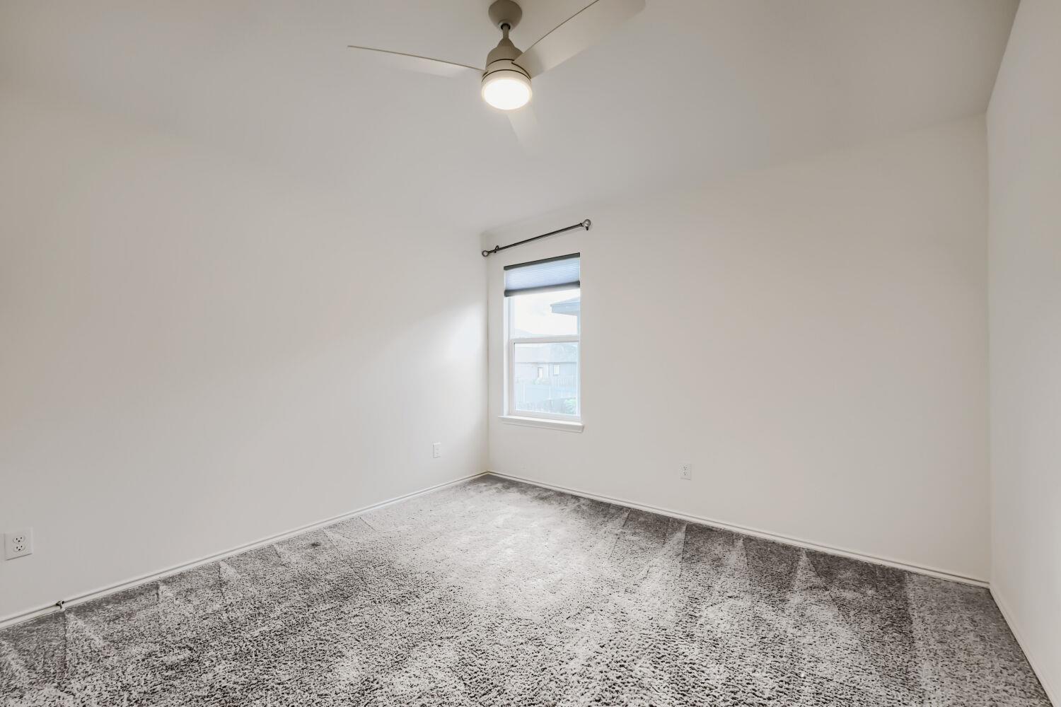 14220 James Buchanan St Property Photo 13