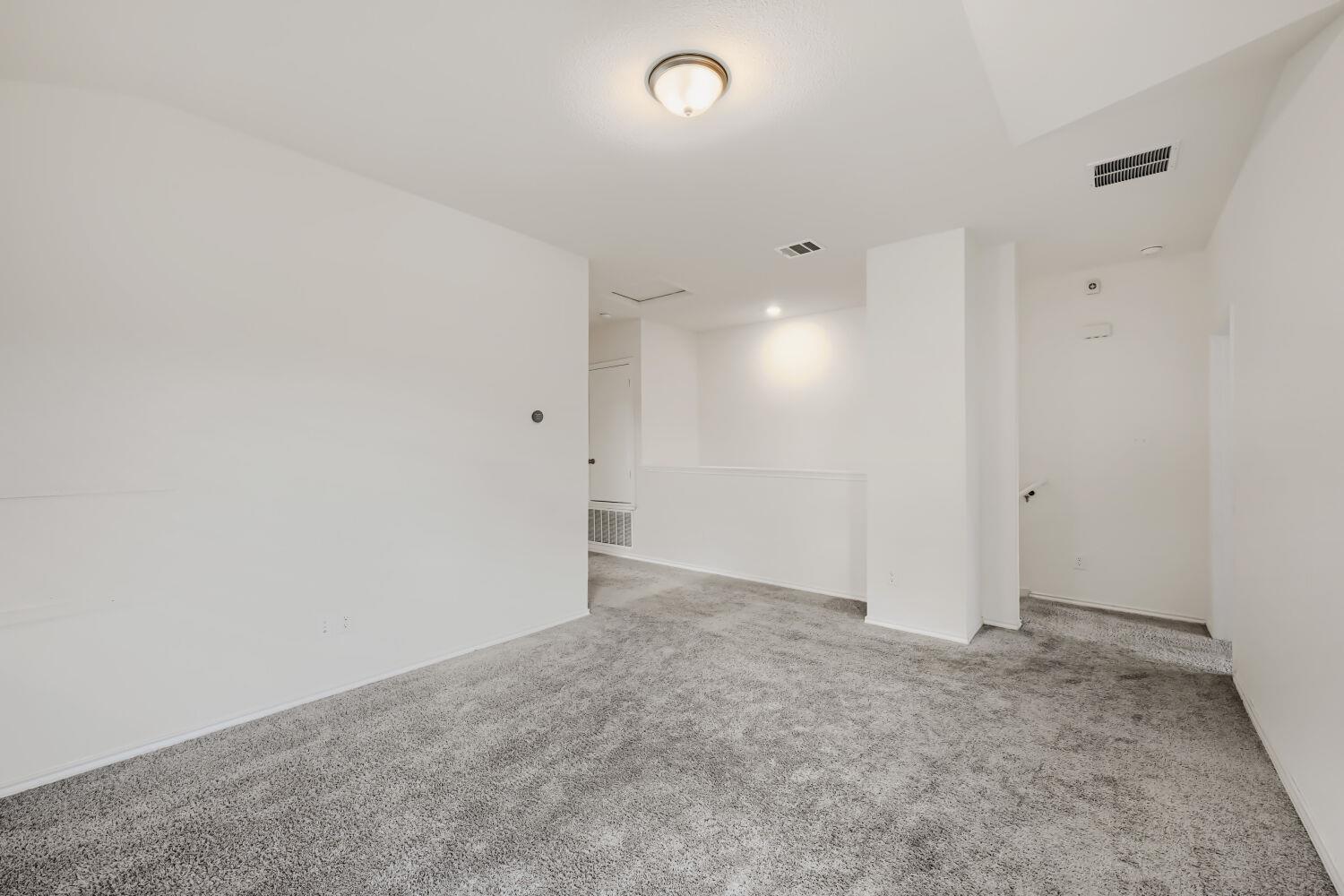 14220 James Buchanan St Property Photo 16