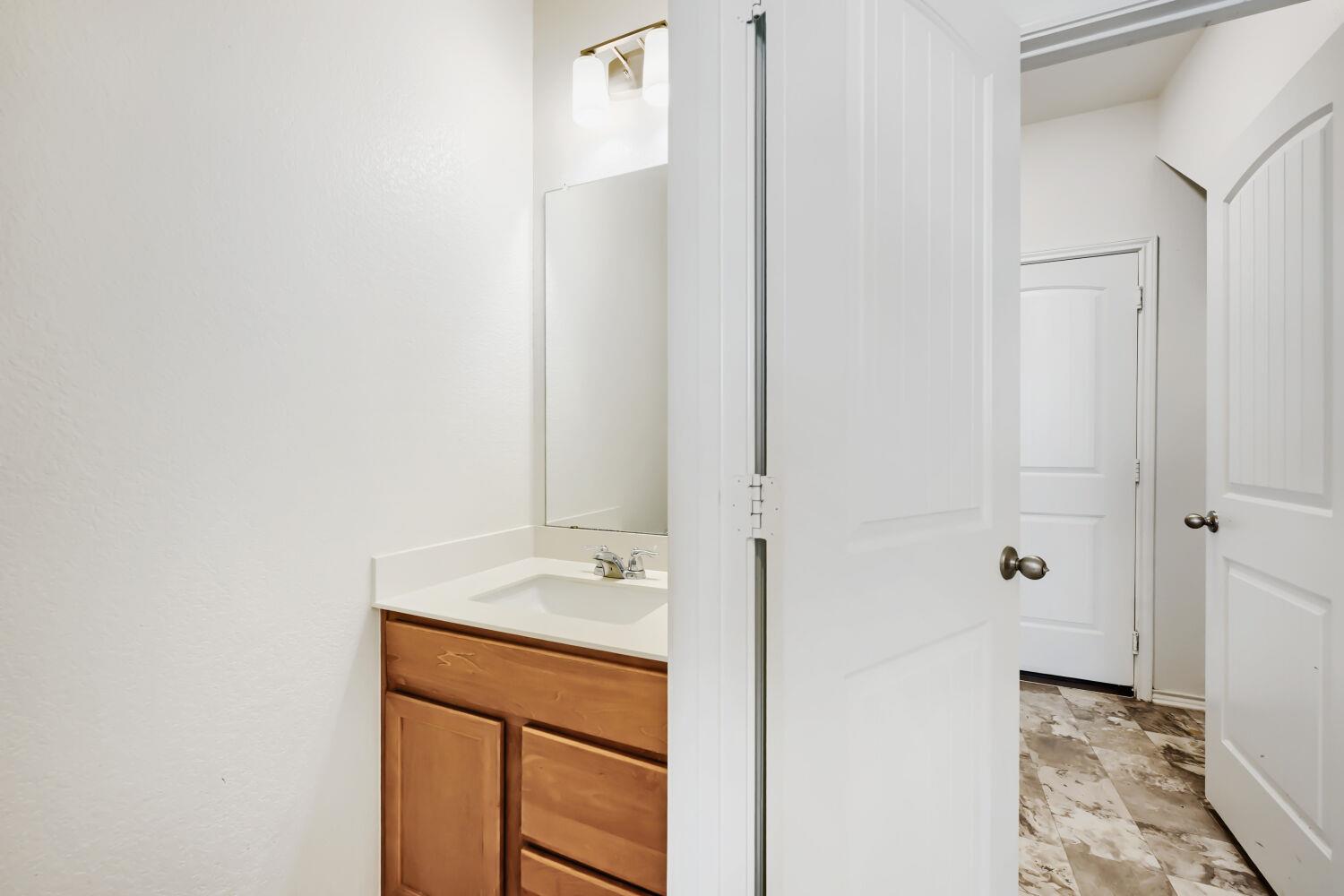 14220 James Buchanan St Property Photo 17
