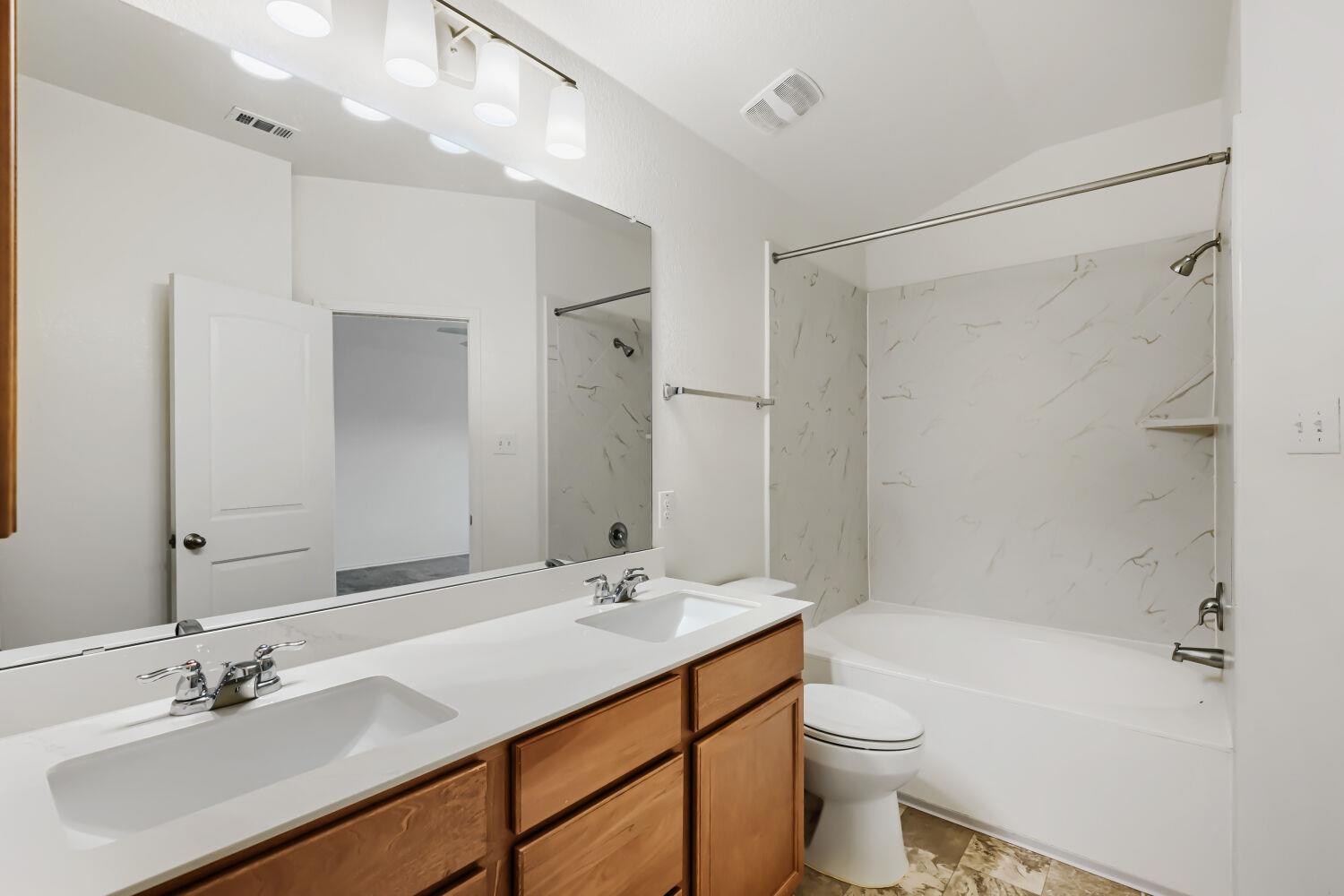 14220 James Buchanan St Property Photo 20