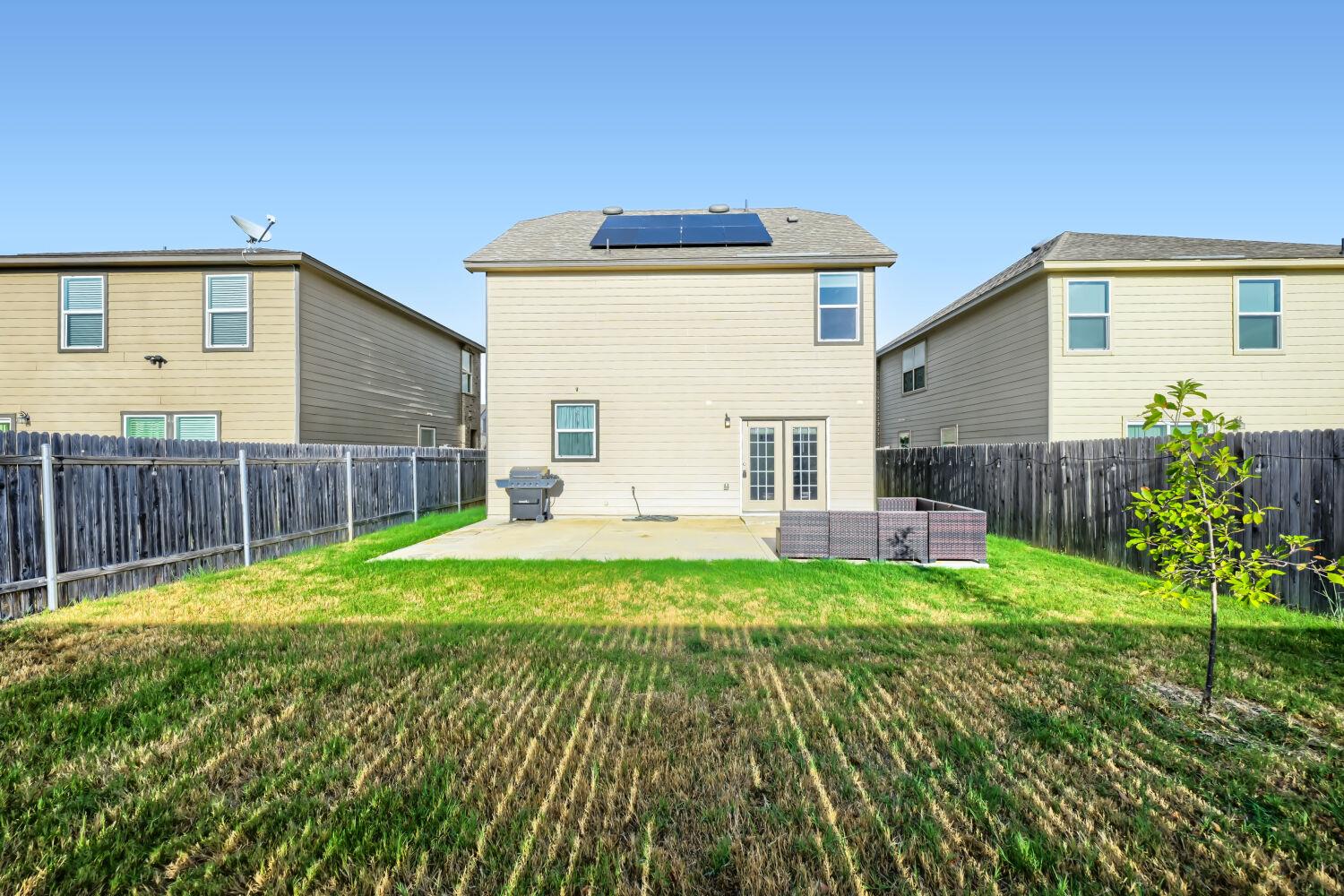 14220 James Buchanan St Property Photo 27