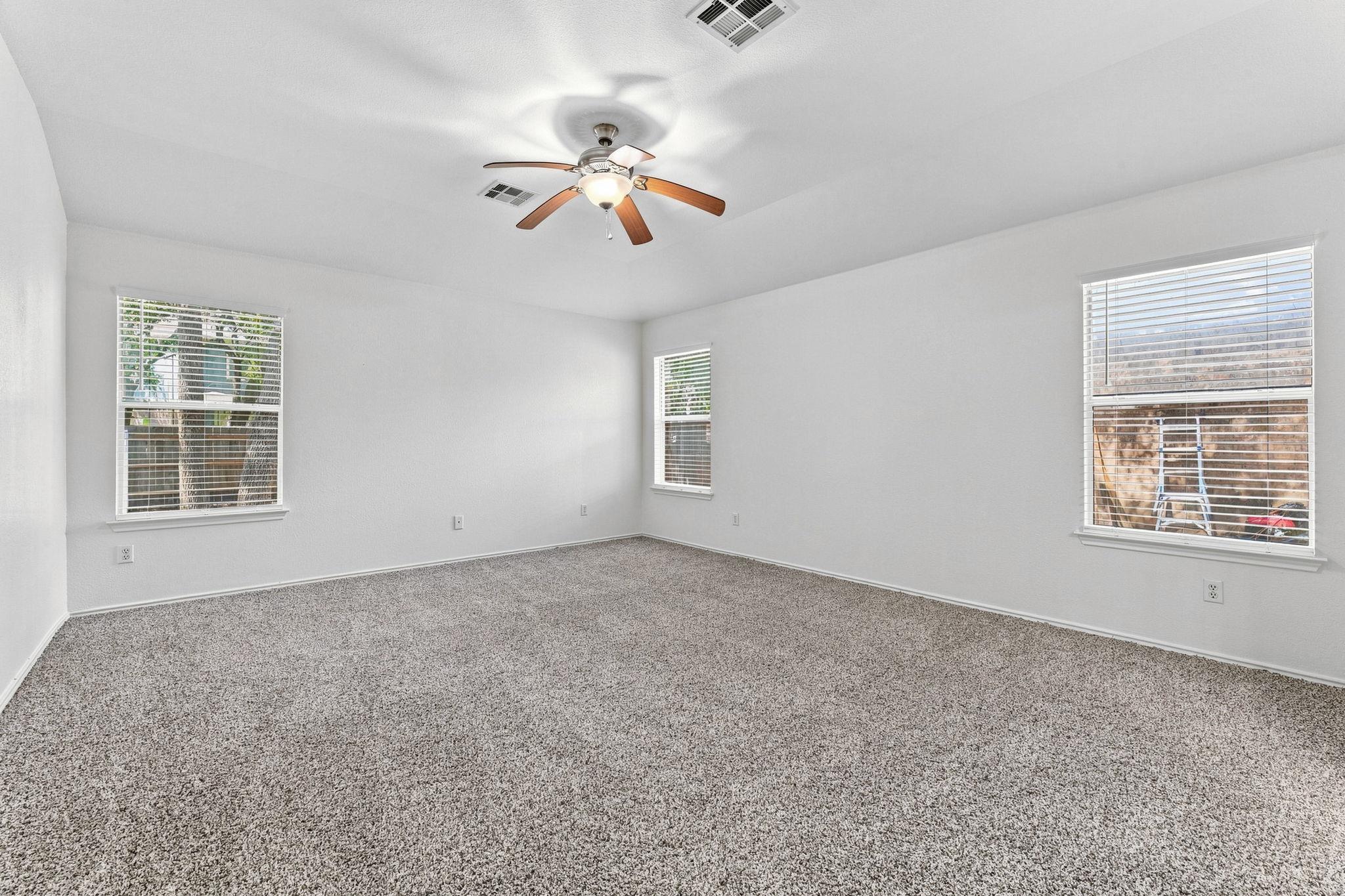 135 Lear Ave Property Photo 19