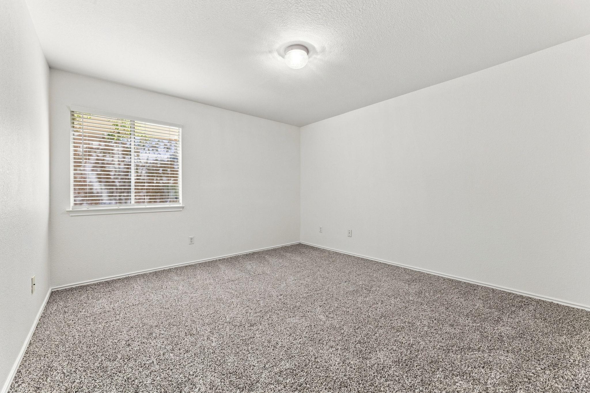 135 Lear Ave Property Photo 24