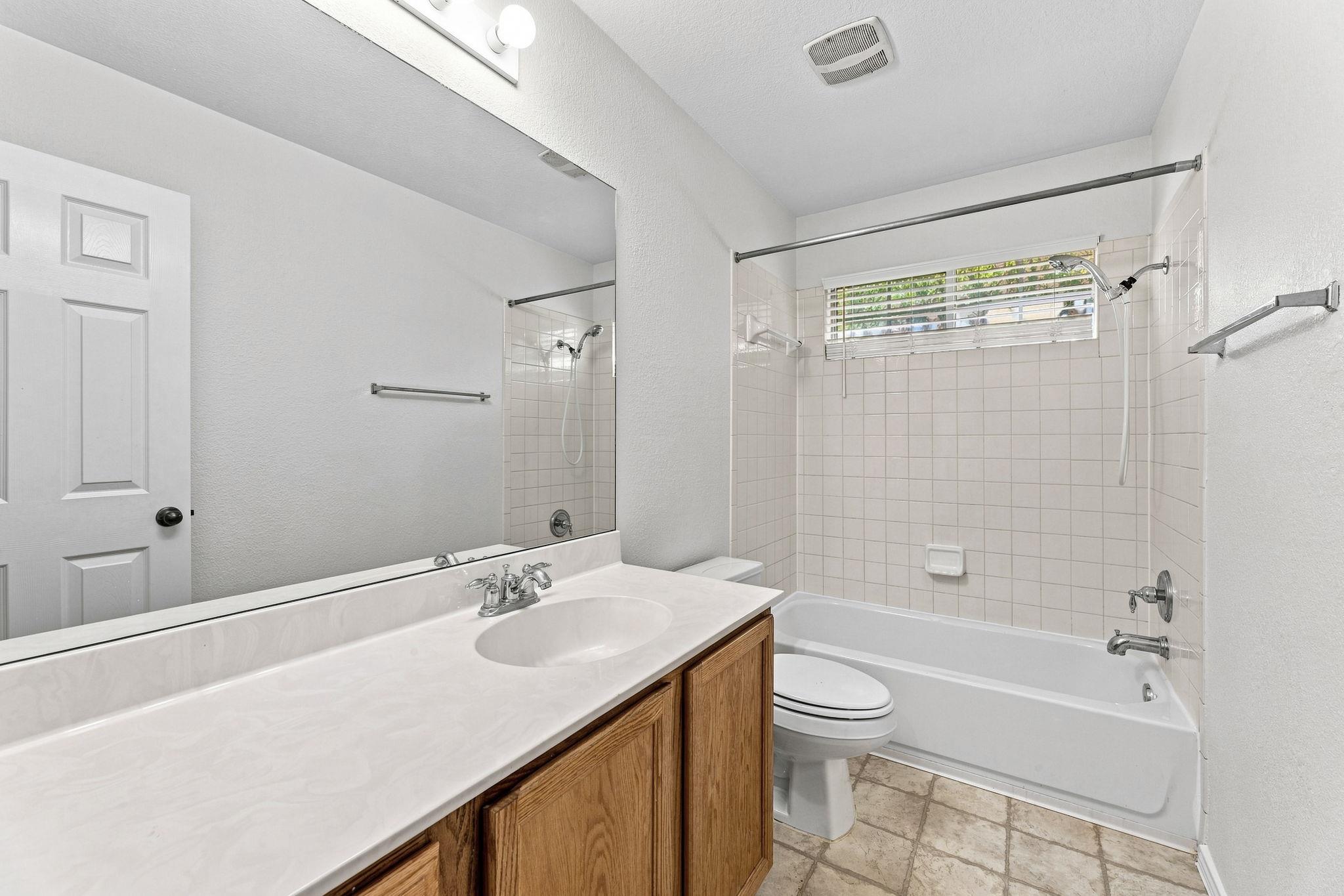 135 Lear Ave Property Photo 25