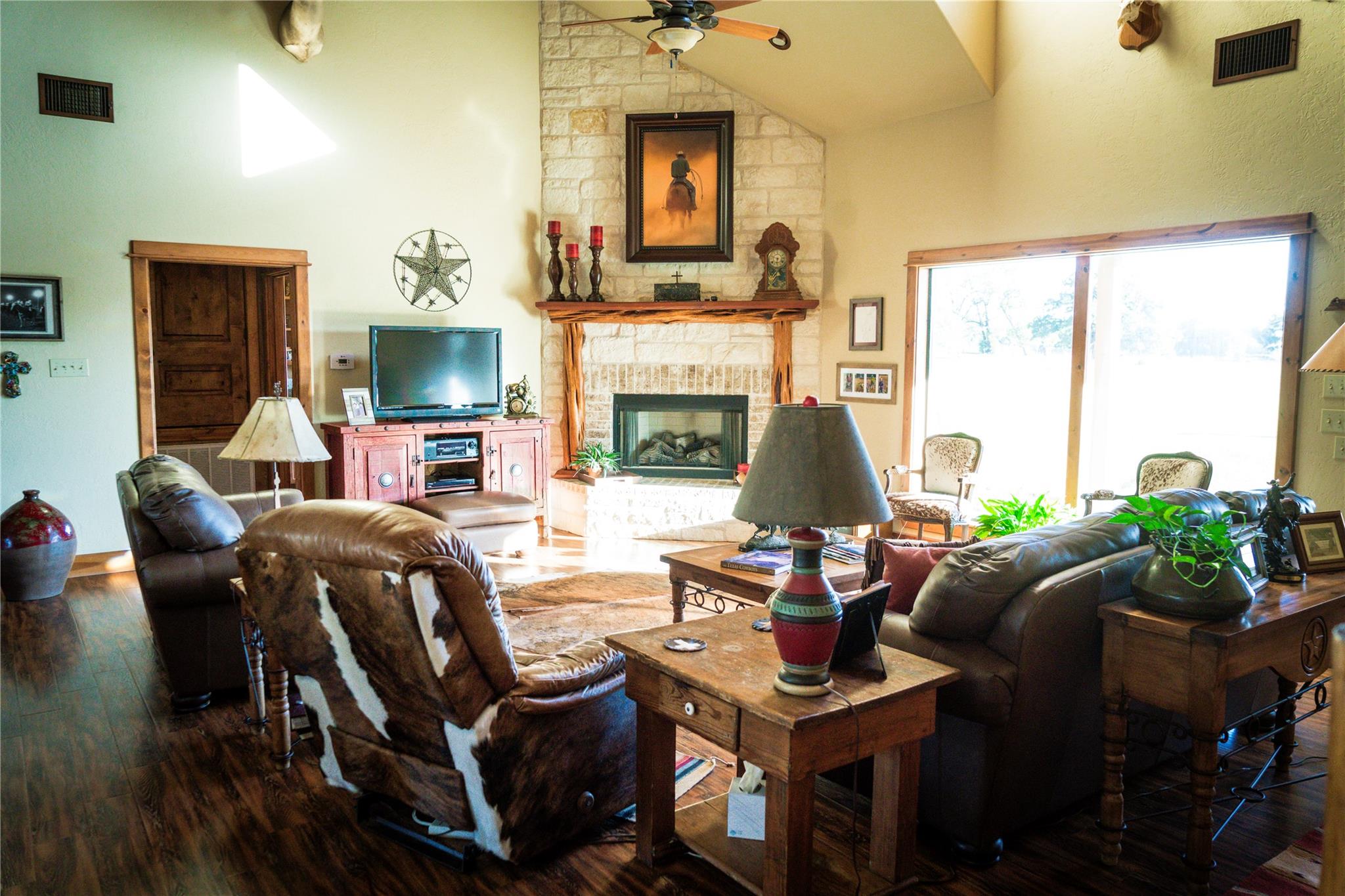 298 Cr 346 Rd Property Photo 12