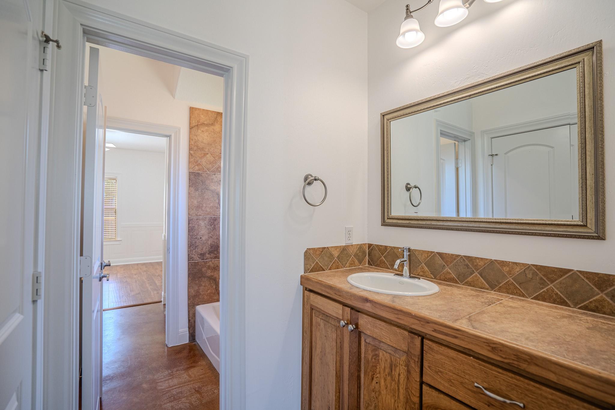 2102 Crazyhorse Pass Property Photo 22