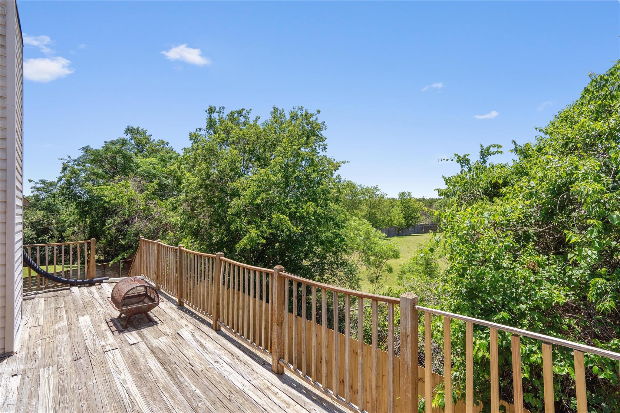 201 Covala Dr Property Photo 40