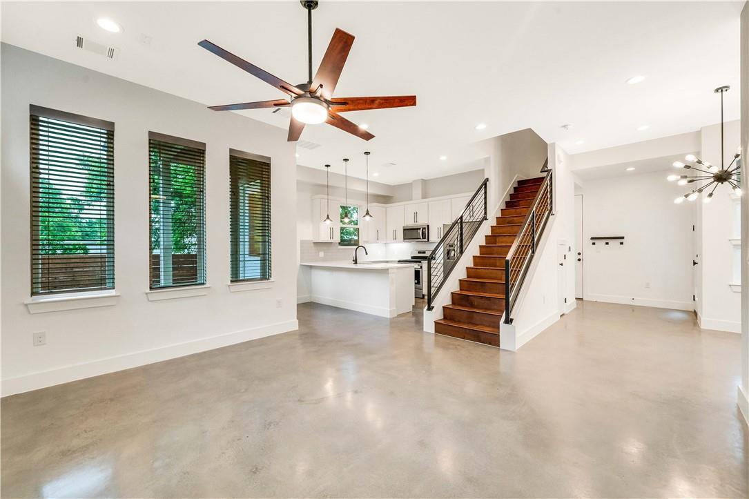 Del Valle Real Estate Listings Main Image