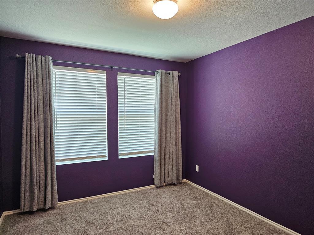 21408 Bird Wing Dr Property Photo 4