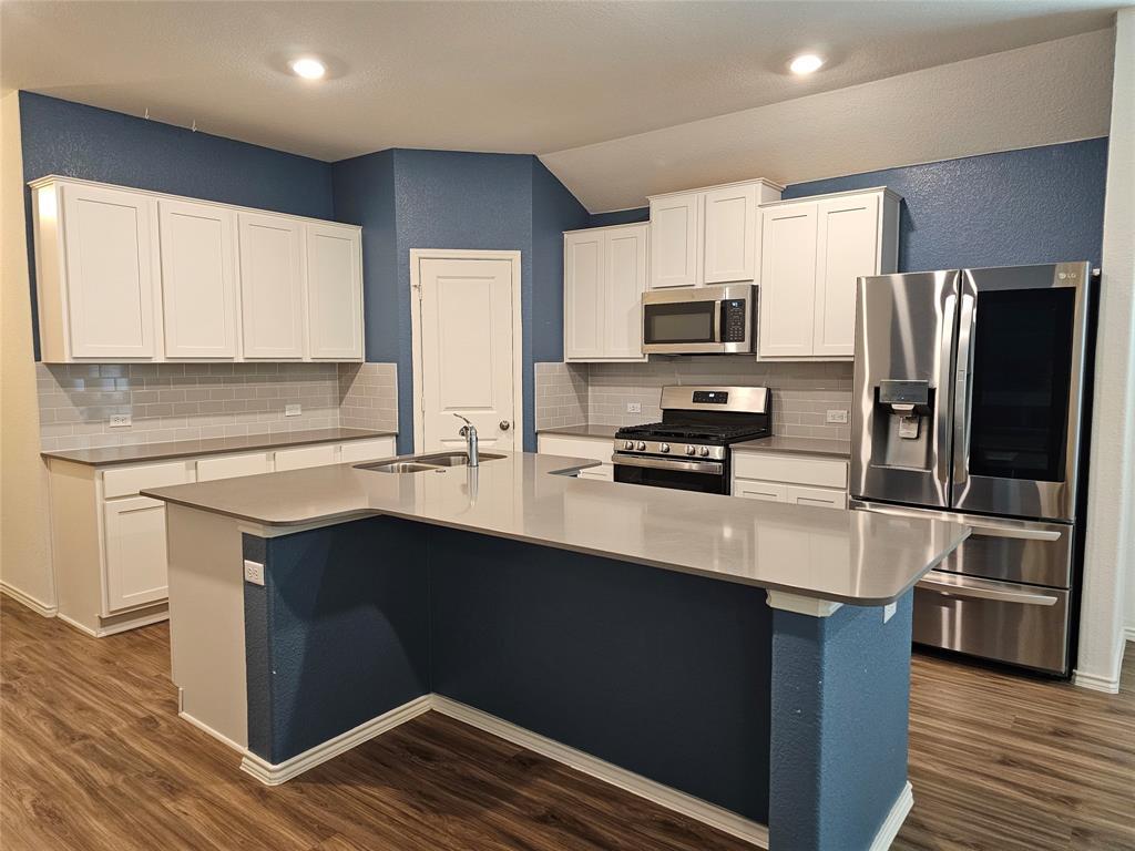 21408 Bird Wing Dr Property Photo 11