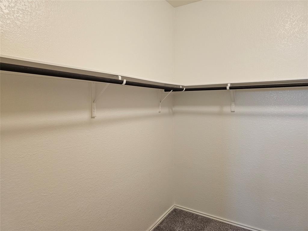 21408 Bird Wing Dr Property Photo 23