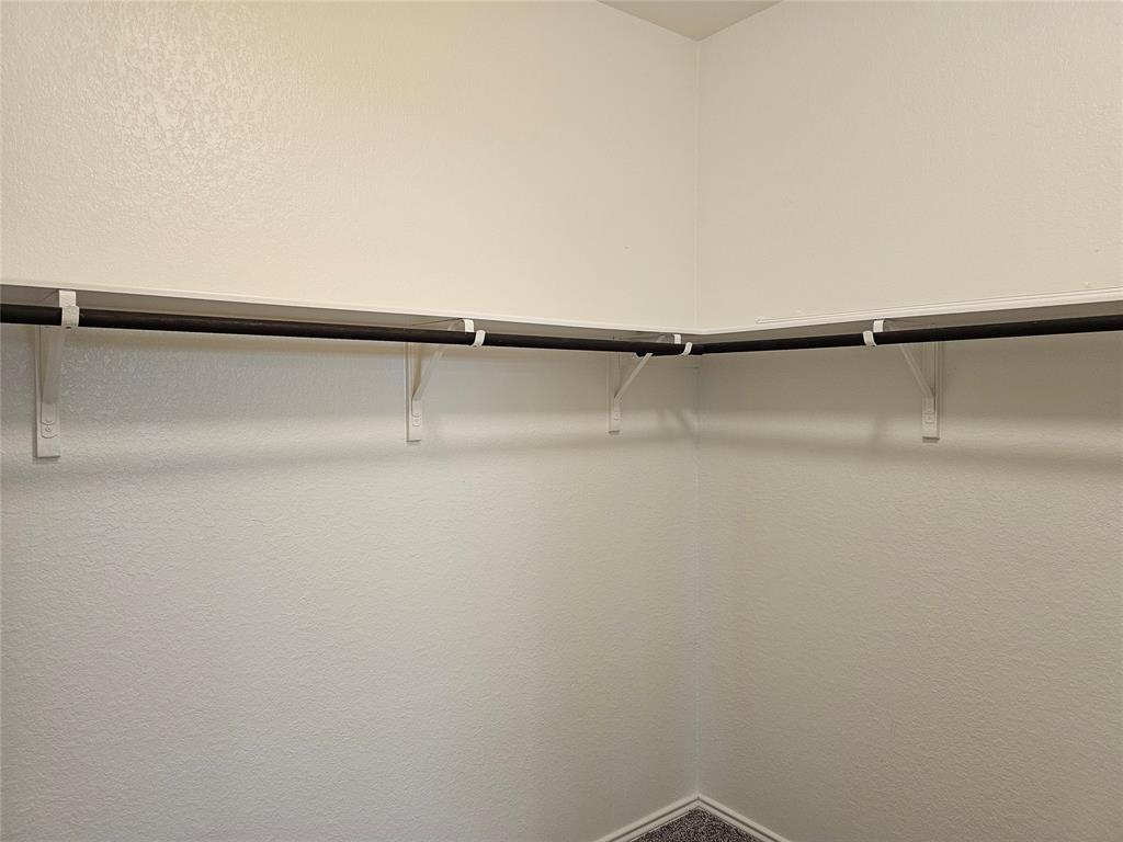 21408 Bird Wing Dr Property Photo 24