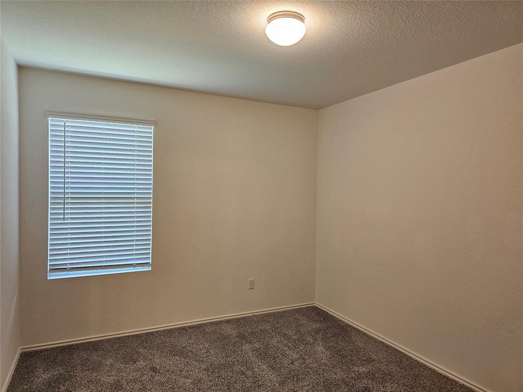 21408 Bird Wing Dr Property Photo 25