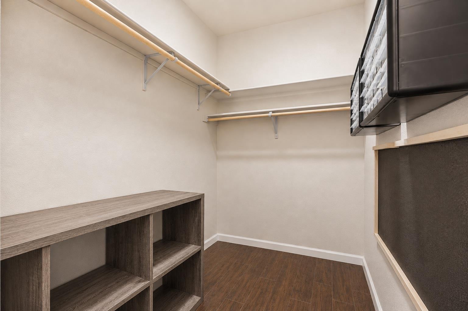 120 Holland St Property Photo 16