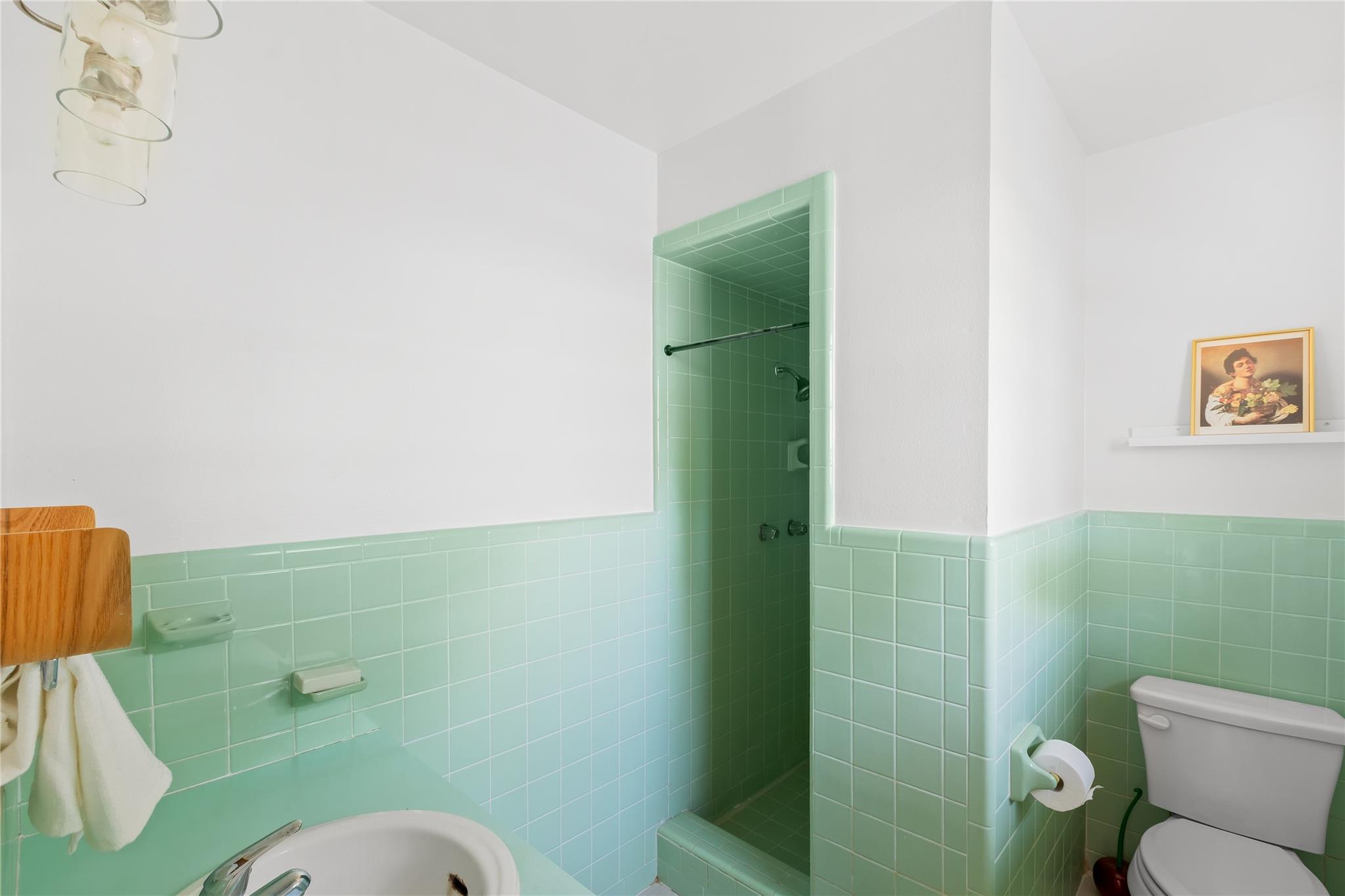304 W Bee St Property Photo 25