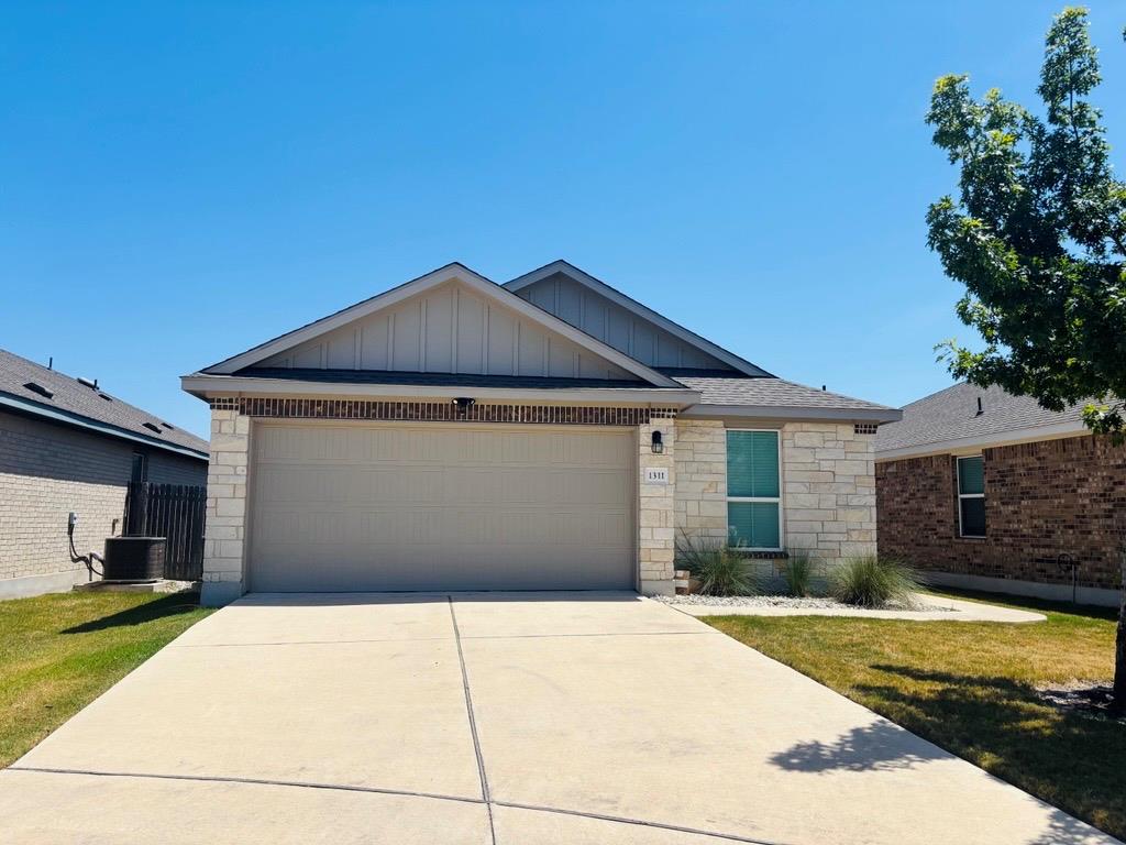 1311 Henry David Dr Property Photo 1