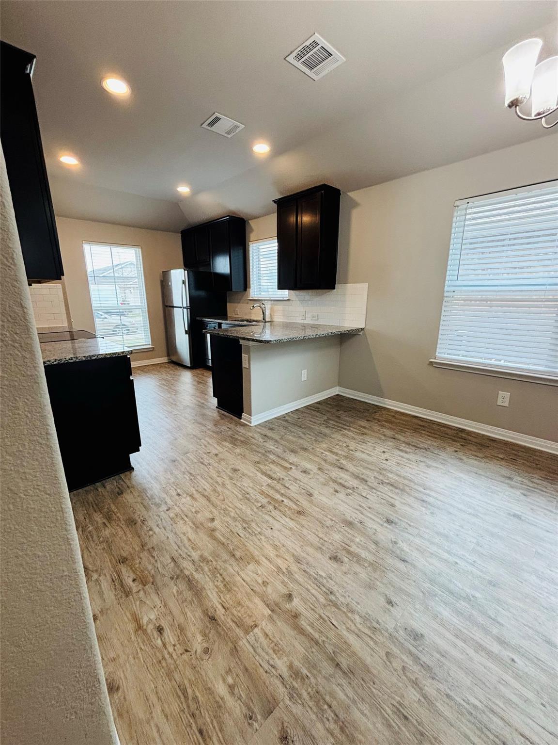 1311 Henry David Dr Property Photo 4