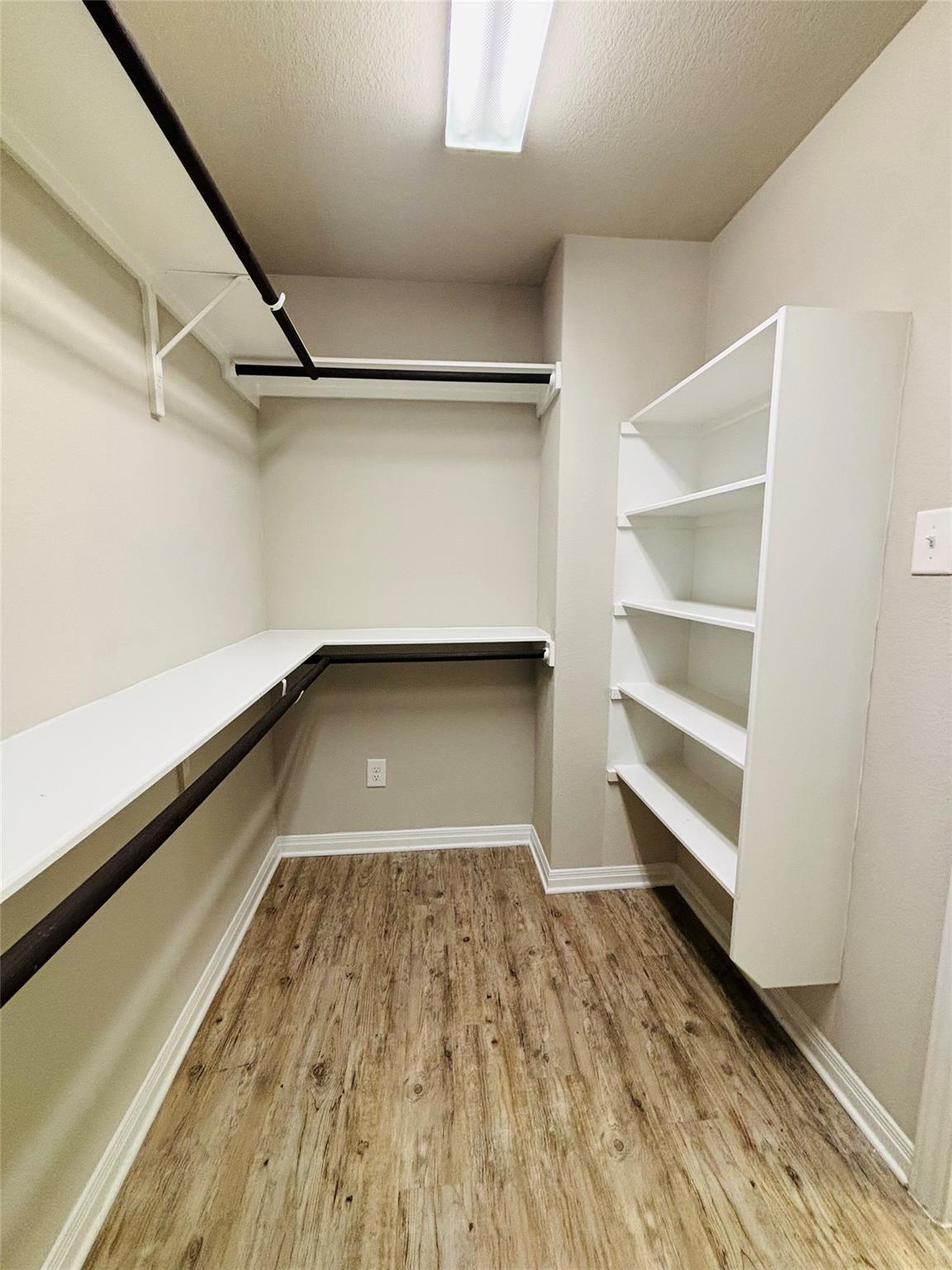 1311 Henry David Dr Property Photo 11