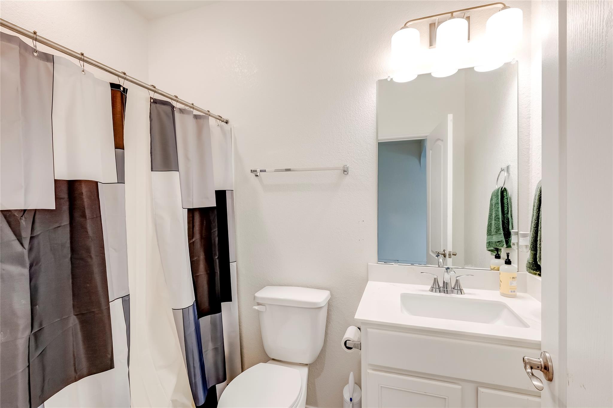 3712 Forino Dr Property Photo 20