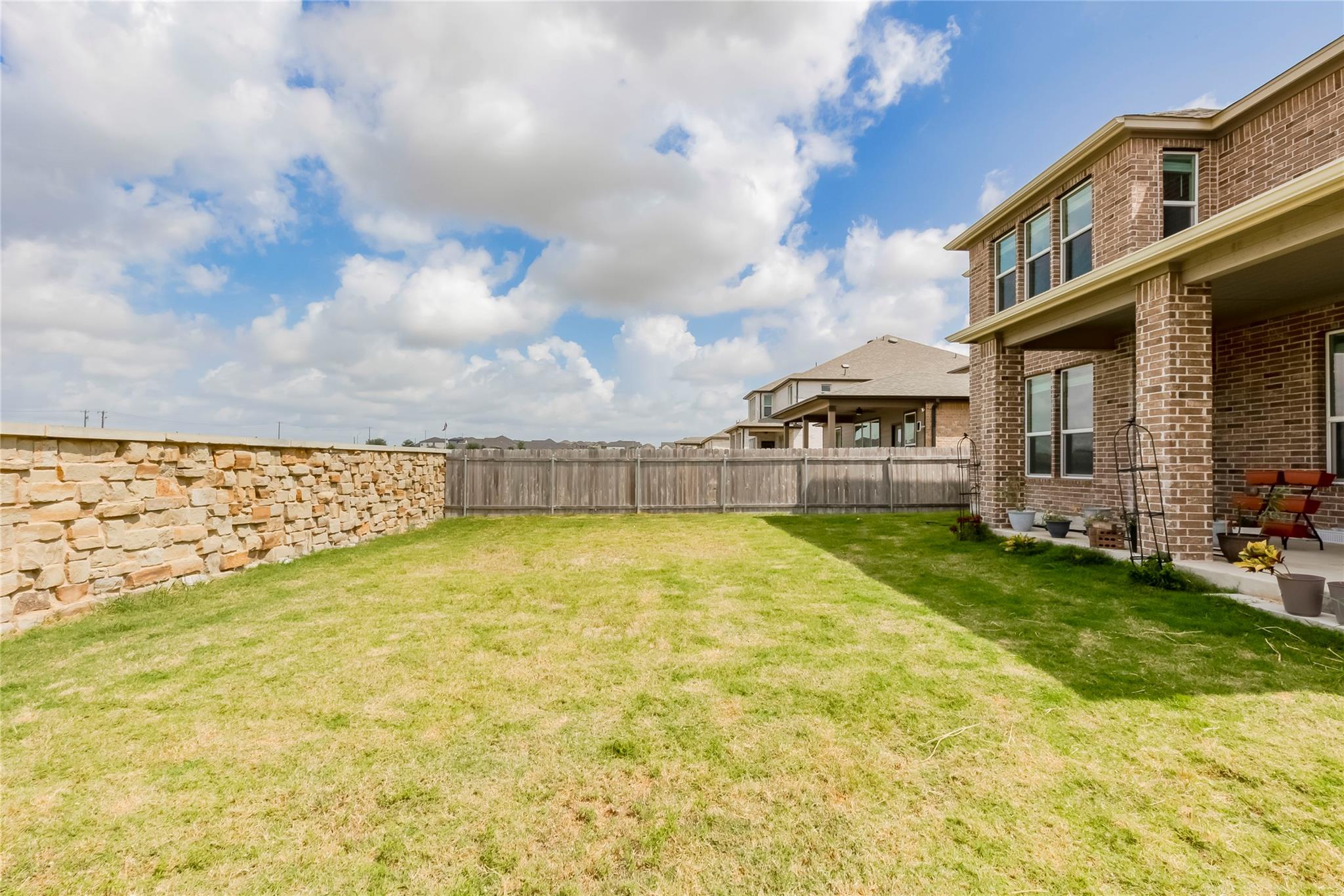 3712 Forino Dr Property Photo 40
