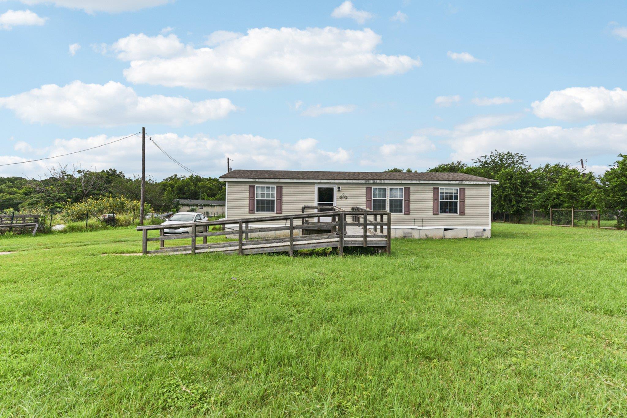 1340 Orchard Dr Property Photo 1