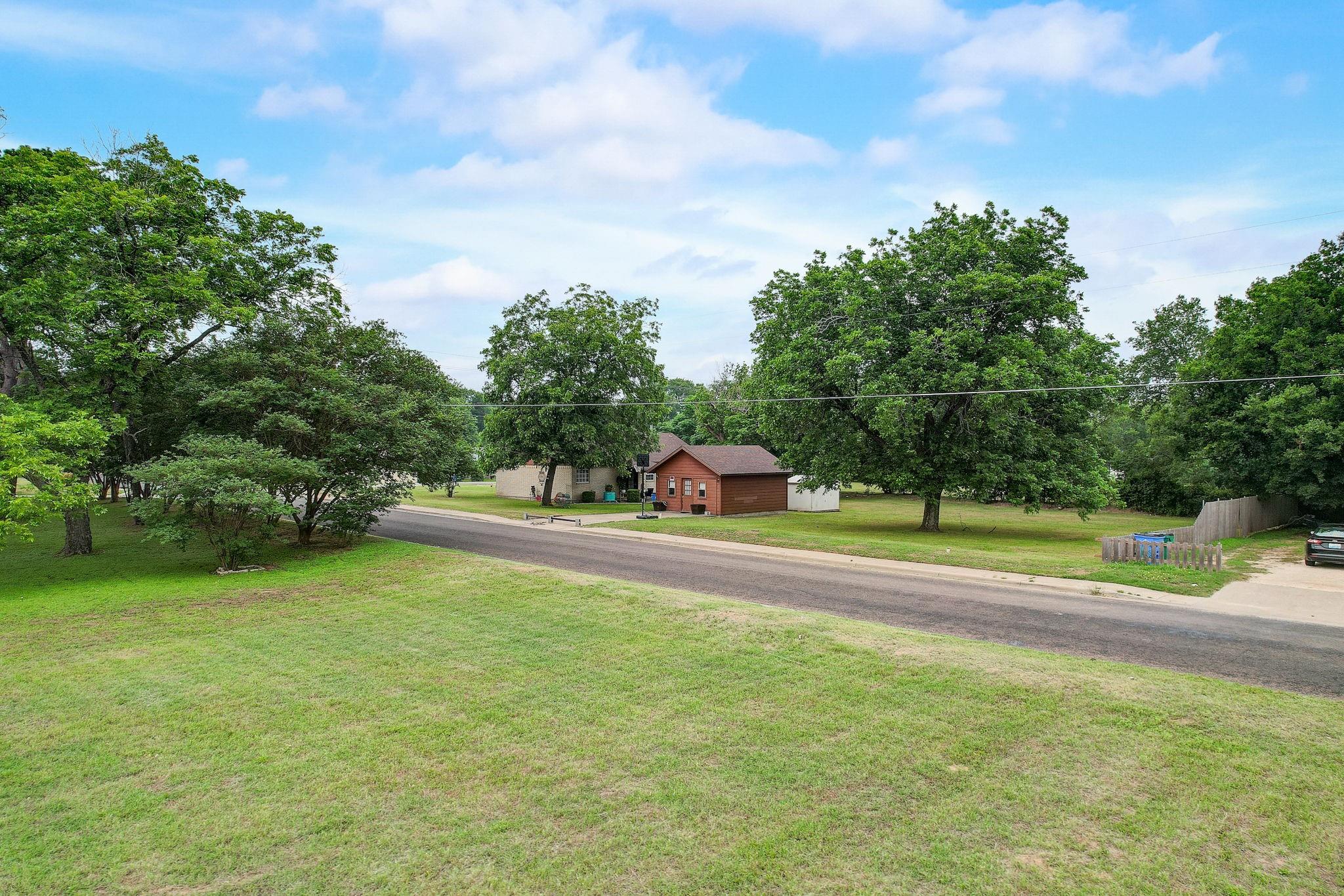 Lot 3 Pecan St Property Photo 23