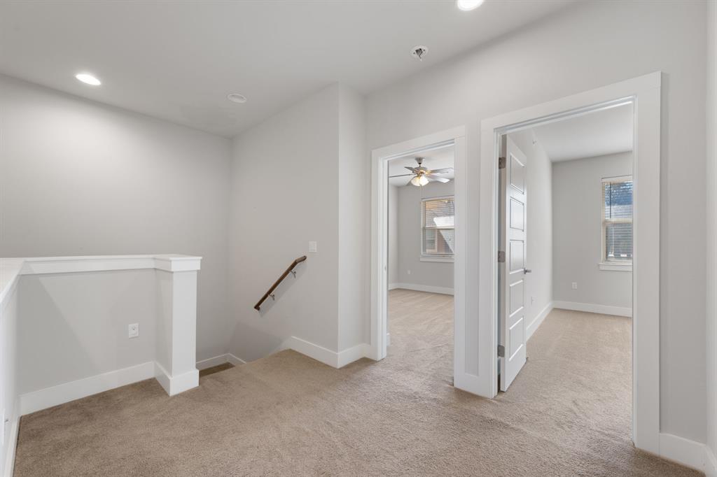 13800 Lyndhurst St #326 Property Photo 15