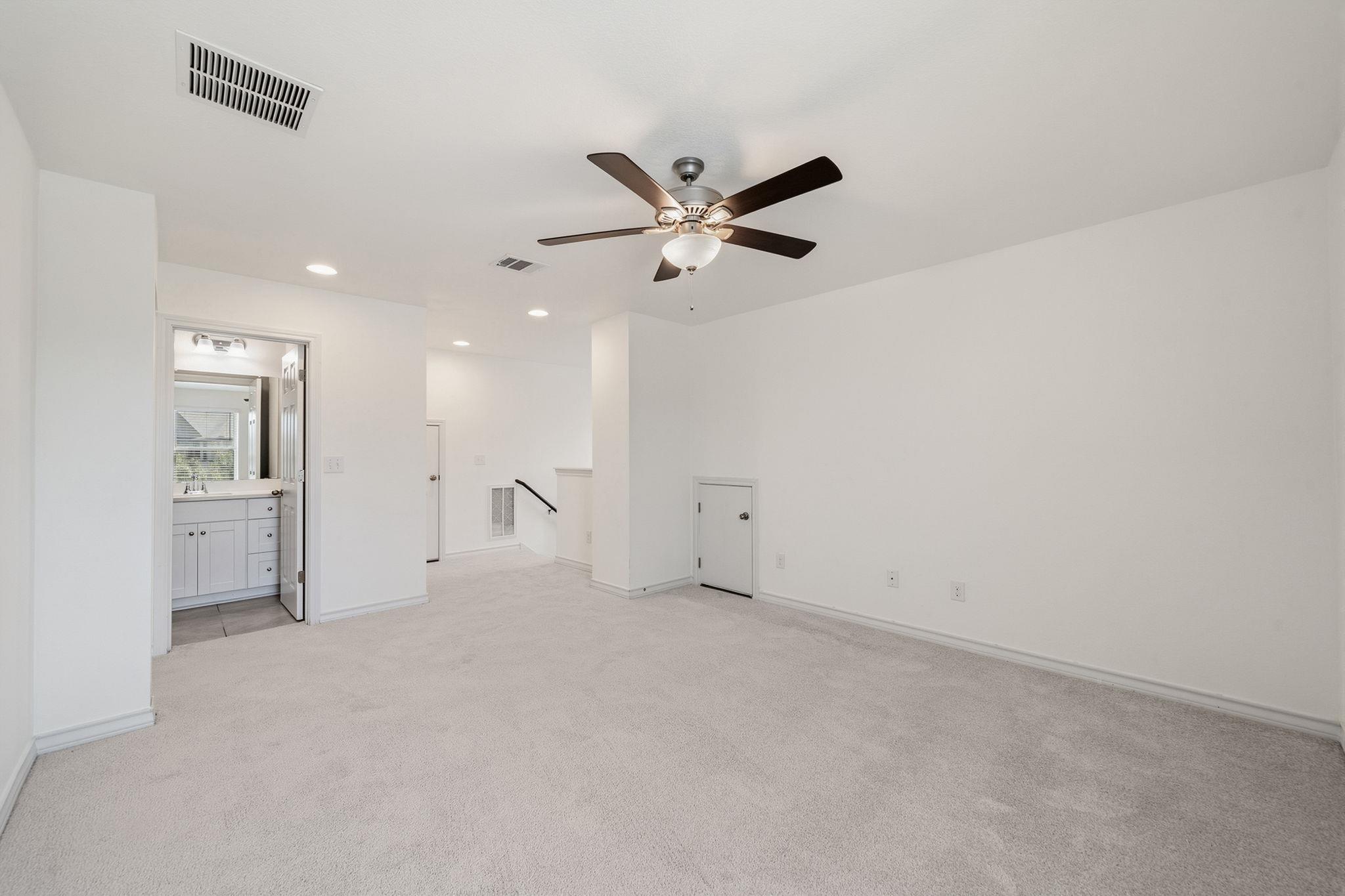 709 American Trl #58 Property Photo 18