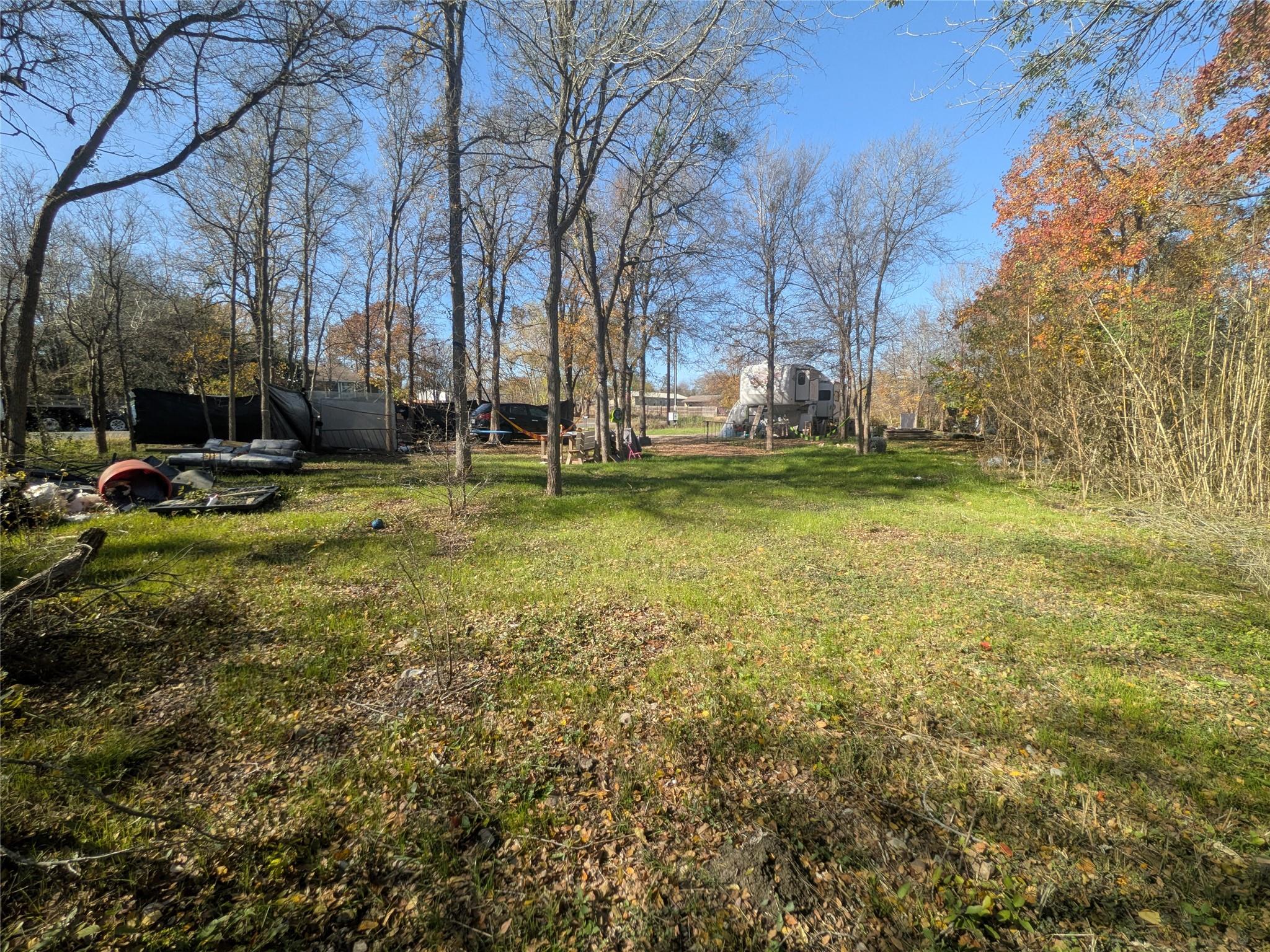 14800 Vevey Dr Property Photo 3